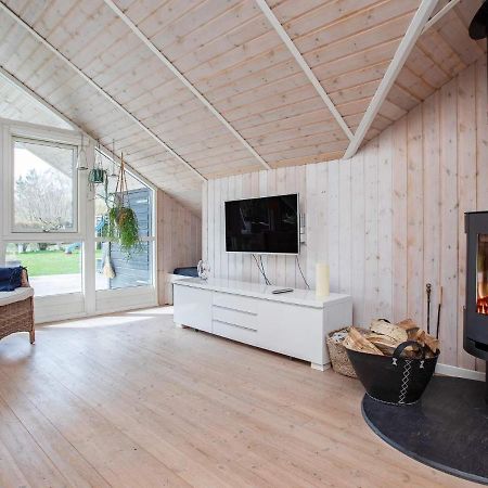 10 Person Holiday Home In Stege Luaran gambar